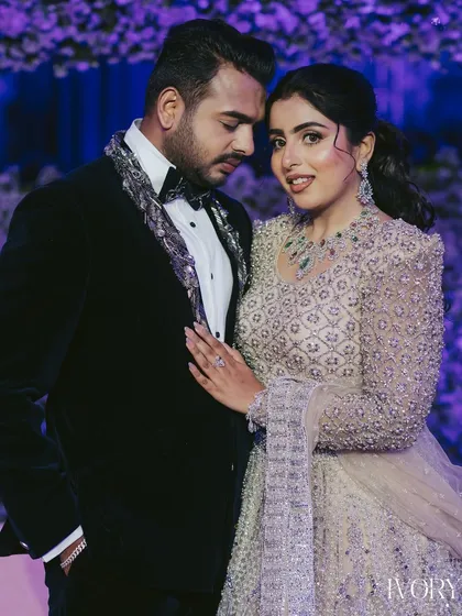 An intimate portrait amidst the grandeur. Even in a large-scale event, we find moments for the couple to connect, creating a beautiful contrast between the epic and the personal.