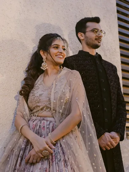 Another beautiful portrait. The soft ponytail hairstyle was a chic and comfortable choice for the sangeet.