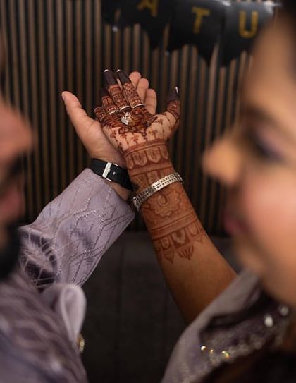 The Rich Henna Stain photo 5