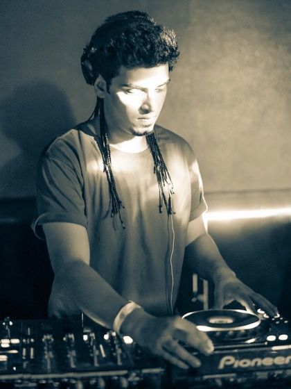 A focused moment at Privee. When you're passionate about what you do, it never feels like work. I live for these nights.