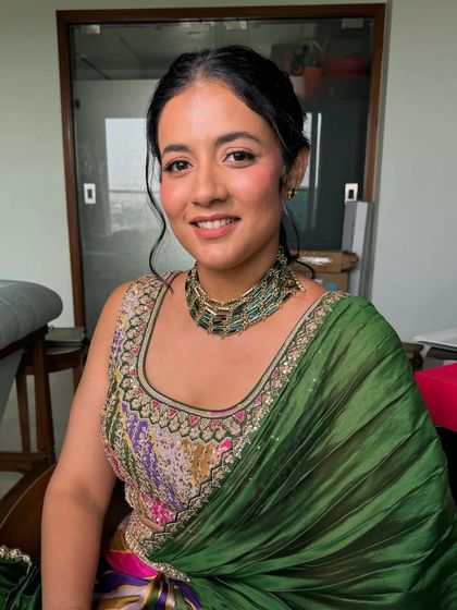 Fun Mehndi & Pre-Wedding Looks photo 33