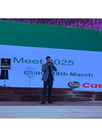On stage at the "Ratn Meet 2025" for Castrol. My stage setup is professional and adaptable to any corporate branding.