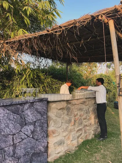 Setting up the bar for a sundowner party. We create functional and aesthetic spaces for every aspect of your event.