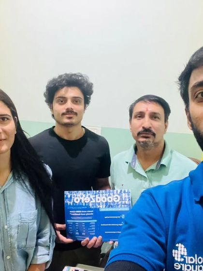 SolarSquare - Residential & Community Rooftop Solar Solutions Our Happy Customers: Homes & Families photo 114