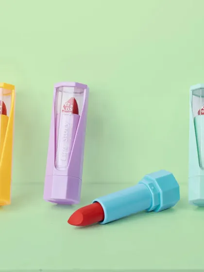 Another shot of the colorful lipsticks, this time with a different arrangement. We provide a variety of compositions to give our clients plenty of options.