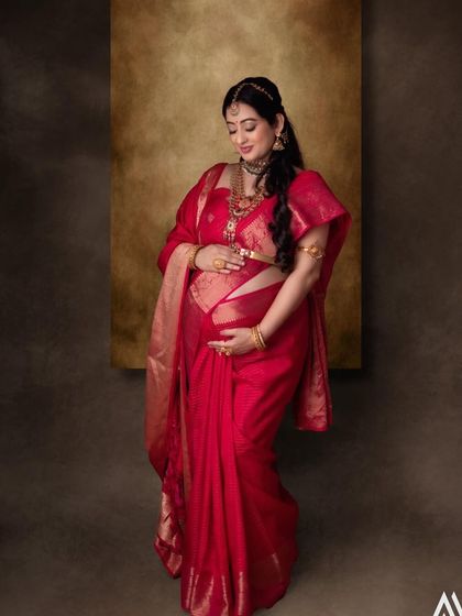 Capturing the beauty of motherhood with a stunning maternity makeover for the beautiful Tejaswini.