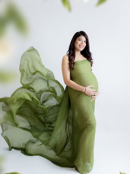 Solo Radiance: Portraits of the Mother-to-Be photo 66