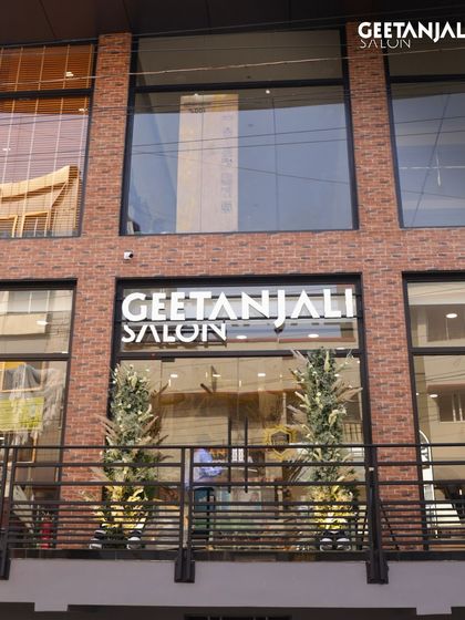 Good hair days have found a new home in Jamshedpur. The stunning brick facade of our newest salon in Bistupur.