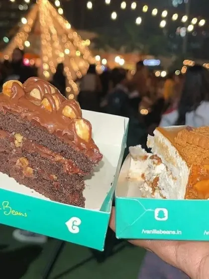 Our Nutella Hazelnut and Lotus Biscoff cakes were a popular duo at last year's Lil Flea. We love seeing which combinations you choose.