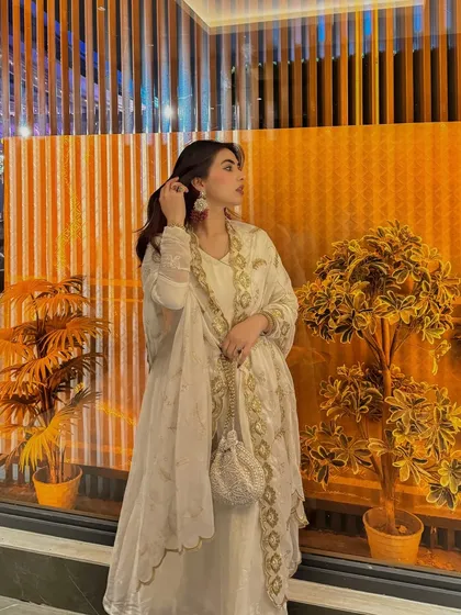 I have extensive experience styling and creating content for ethnic and festive wear brands. This look showcases an elegant Anarkali suit, demonstrating my ability to produce high-quality, aspirational images perfect for wedding season or cultural campaigns.