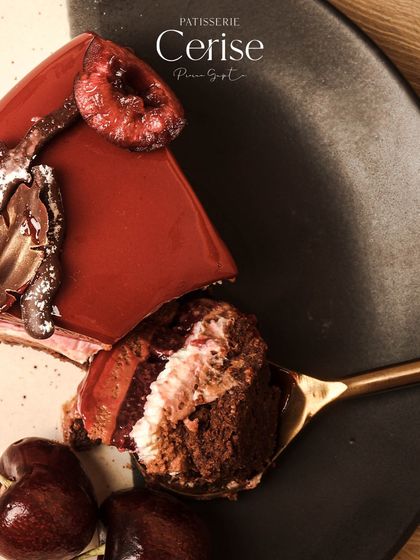 A spoonful of the Forêt Noire, a dreamy blend of rich chocolate, sweet cherries, and creamy vanilla.