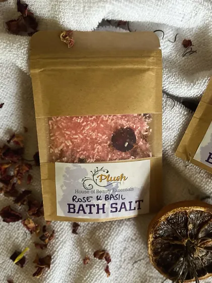 My Rose & Basil bath salt, featuring real rose petals. This variant offers a beautiful floral and herbaceous aroma that uplifts your spirit.