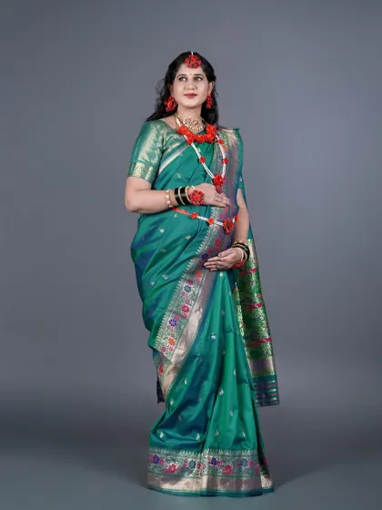 Studio Maternity Portraits photo 11