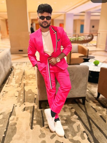 The Showman's Wardrobe photo 17