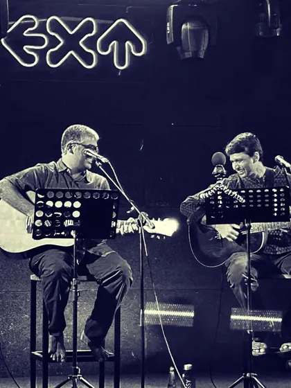 Some of the most magical gigs are the simplest. Here I am with my good friend Vedanth Bharadwaj during our "Old Friends" tribute to Simon & Garfunkel. This is the vibe for a personal, acoustic duo show where every note and story connects.