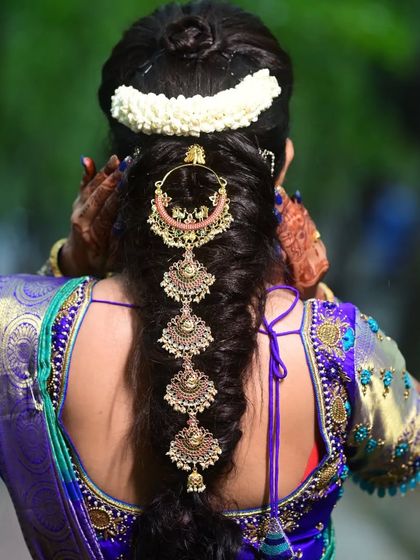 Lotus Bridal Studio - Wedding & Event Jewellery Rental Complete the Look: Hair & Accessories photo 7