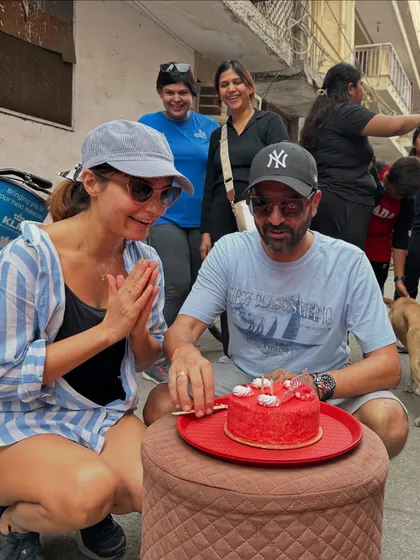 Celebrating a 16th wedding anniversary on a cycle tour with us. We love being a part of your special moments and creating unique, memorable celebrations on the road.