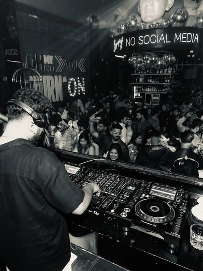 Mumbai Club Nights photo 17