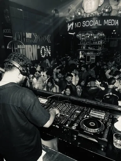 Another perspective of the packed floor at Toy Room. I focus on creating a seamless mix that keeps people dancing without a break.