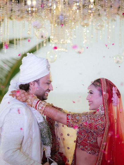 Grand Varmala Ceremonies photo 40