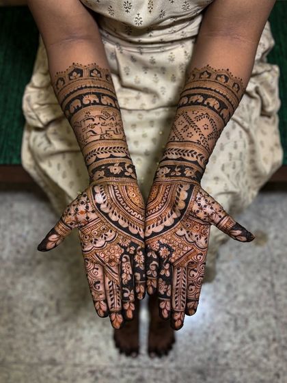 Lotus Mehendi Arts - Bridal & Occasion Mehendi Elaborate Bridal Designs photo 18