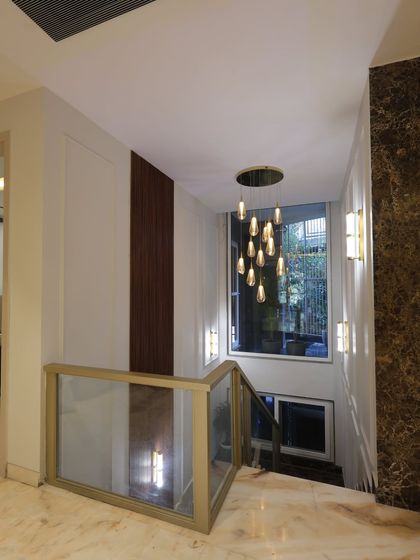 Chizzle My Designs - Turnkey Residential Interior Design Grand Entrances & Stairways photo 6