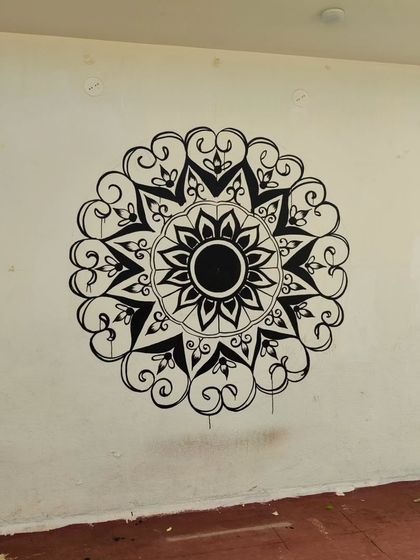 Pavna - Mural Painting Mandalas & Geometric Designs photo 3