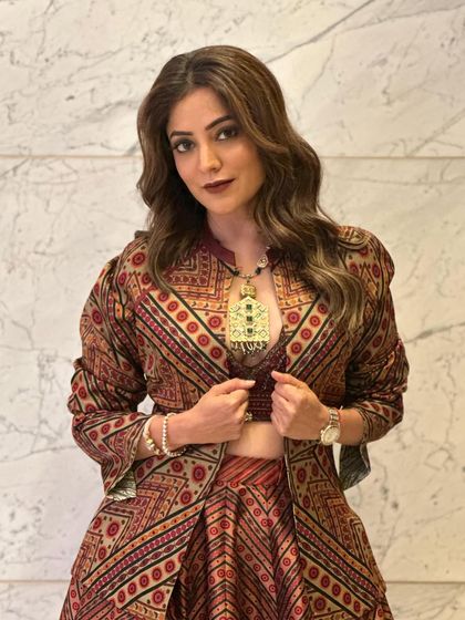 Signature Waves & Curls photo 11