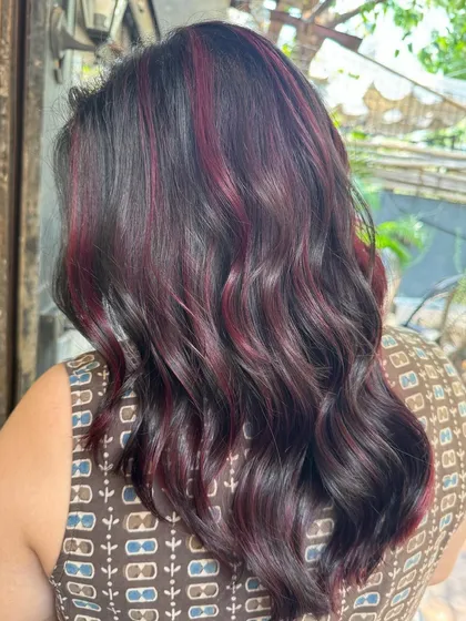 Another angle of the 'Fiddle Rose' look, showing how the color catches the light.