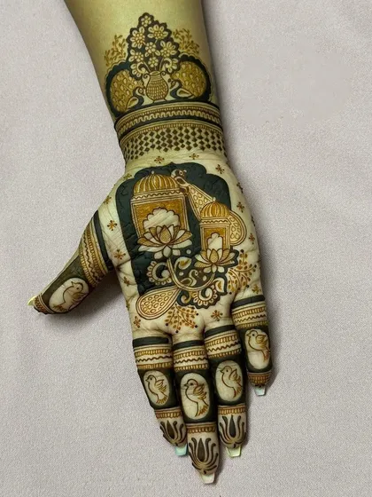 This design features beautiful hanging lanterns and lotus flowers, creating a serene and festive look. The fingers are adorned with small bird motifs.