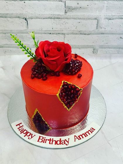 Miras Dial A Cake - Themed Custom Cakes Elegant & Sophisticated Cakes photo 42