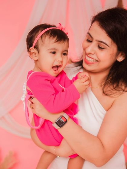 Heartwarming Family & Sibling Portraits photo 80