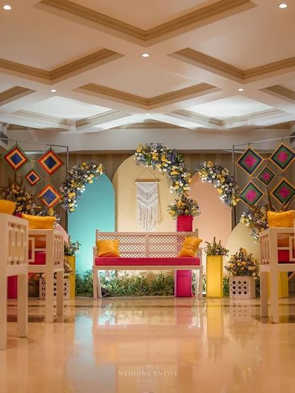 Flinters Management - Custom Wedding Design & Decor Creative Mehendi Designs photo 11