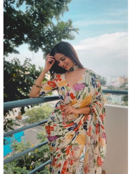 Maya Designer Studio - Custom Bridal & Occasion Wear Coordinated & Lightweight Occasion Wear photo 14