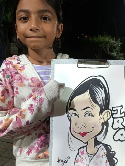 Another happy customer from a flea market. My goal is to spread happiness, one sketch at a time.