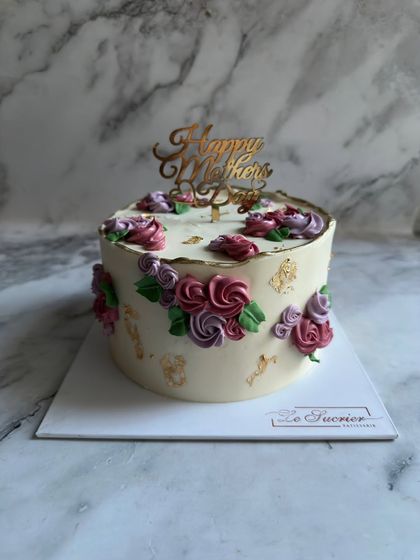 Le Sucrier - Custom Cakes Modern Buttercream Artistry photo 13