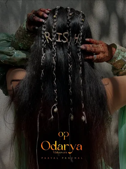 Another shot of the creative "RISHI" hairstyle. I love collaborating with brides to bring their unique and personal ideas to life for their wedding events.
