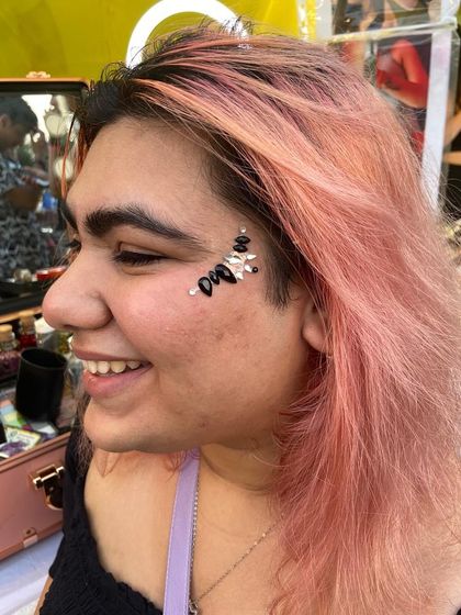 Jewels, Pearls & Euphoria Looks photo 18