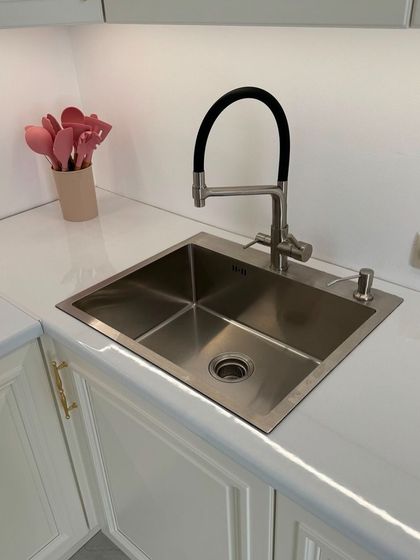 Dhanjal Interiors - Turnkey Modular Kitchens Classic & Timeless Kitchens photo 10