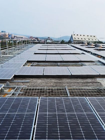 The 989 kWp rooftop solar power plant we completed for Hindustan Coca-Cola Beverages (HCCB) in Goa. This project meets the high energy demands of the FMCG sector while significantly reducing CO2 emissions.