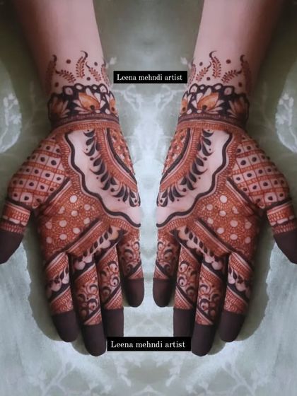 Intricate Bridal Mehndi photo 26