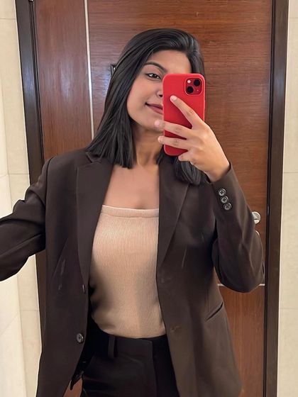 Ruchi Shah - Corporate Event Hosting Event Looks & Professional Portraits photo 9