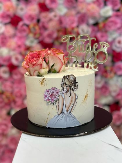 Elegant Tiered Cakes photo 4