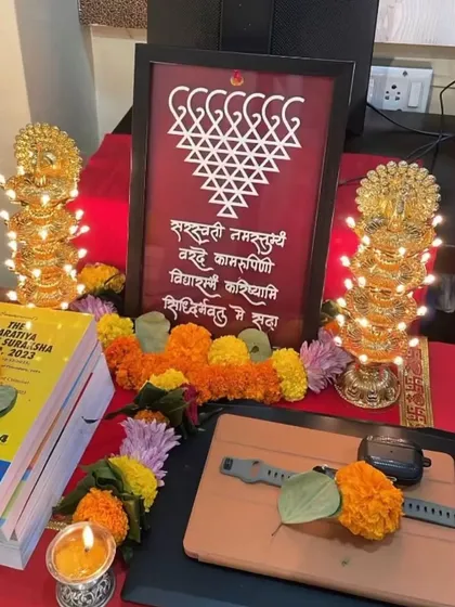 It fills my heart with gratitude to see how clients use my creations in their festive decorations. Here, a Saraswati frame is beautifully integrated into a Dussehra puja setup.