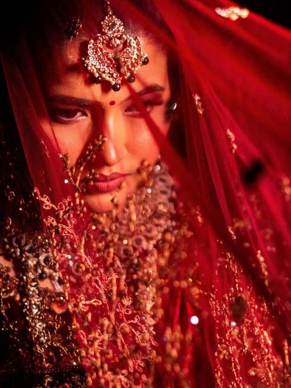 Classic & Elegant Brides photo 17