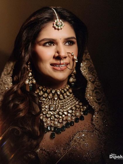 A classic bridal portrait with soft, elegant waves.