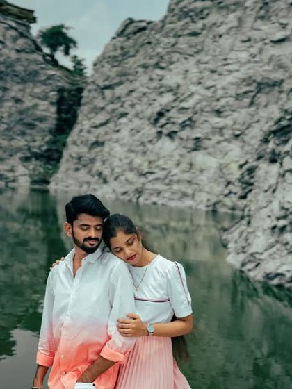 Heart Clickers - Pre-Wedding & Couple Photoshoots Scenic Nature Escapes photo 3