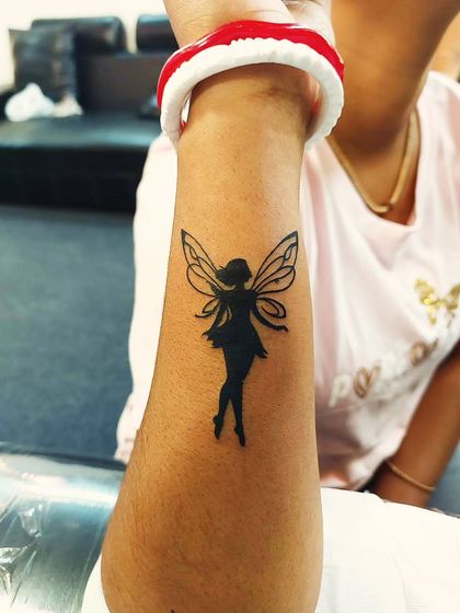 Minimalist & Fine-Line Art photo 26