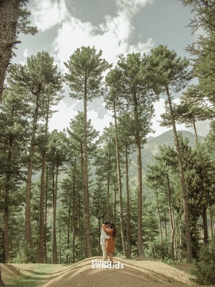 Portraits of a Promise: Pre-Wedding Stories photo 25