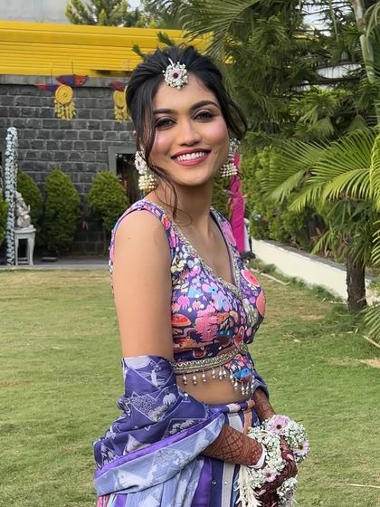 Playful Mehendi & Haldi Hair photo 22